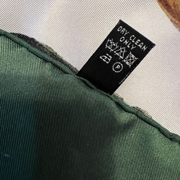 NWOT Fly Formal Quail & Magnolia Silk Scarf - Picture 6 of 8